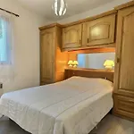 Confort & Terrasse A 650 M De La *